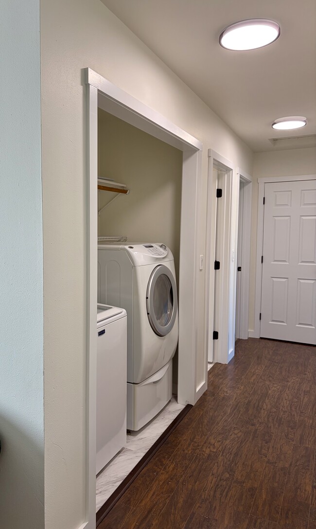 Photo - Helena - Quadplex