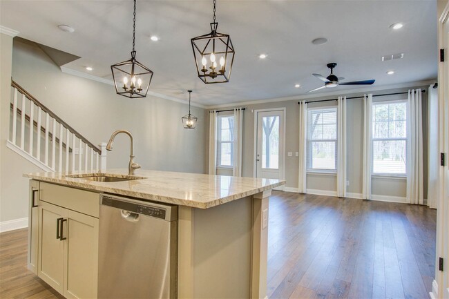 Photo - 153 Trailview Ln Townhome