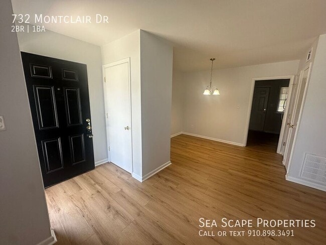 Photo - 732 Montclair Dr