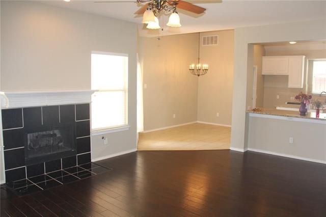 Photo - 104 San Mateo Ct