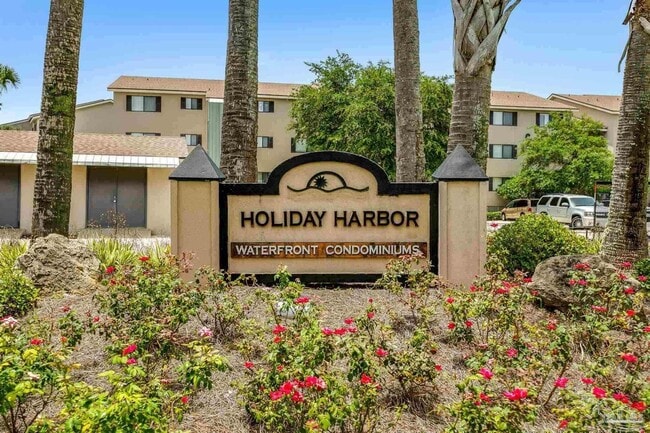 Photo - 14100 River Rd Unit 323B