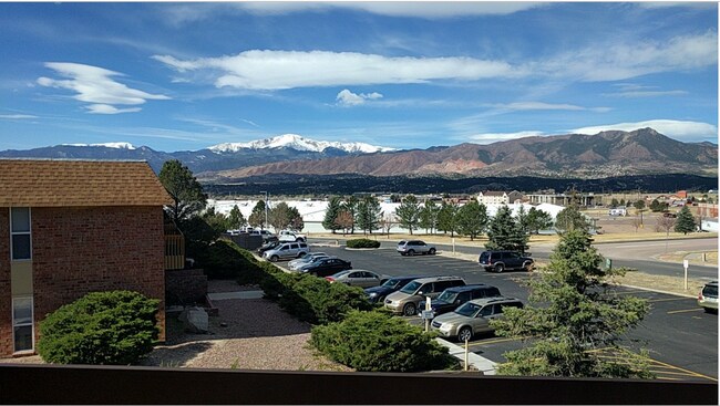 The Vue at Chapel Hills