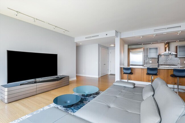 Photo - True Luxury Living_2b2b Condo at 340 On The Park