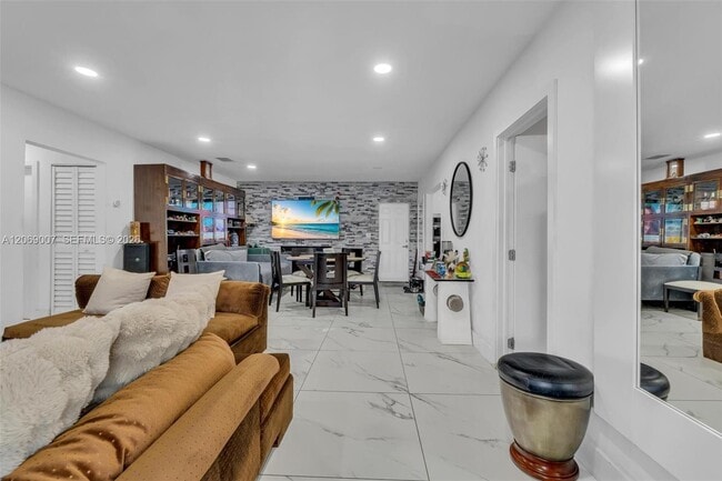Photo - 1570 NW 132nd St