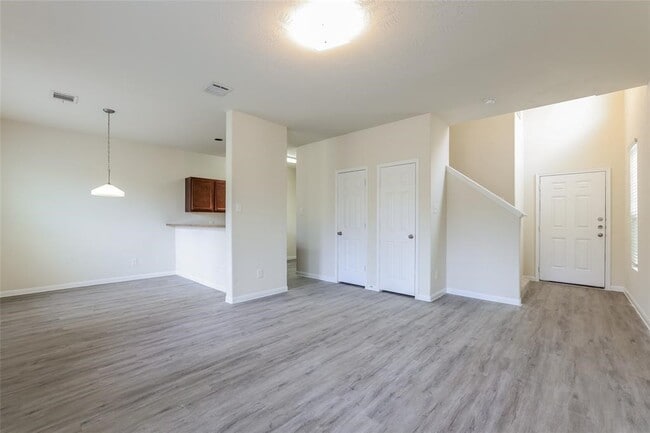 Photo - 5814 Northern Oak St