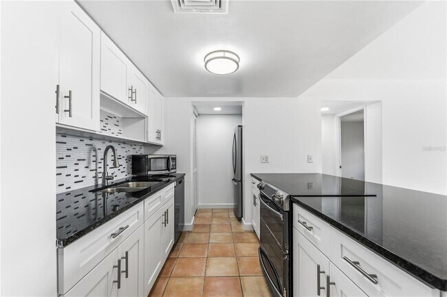 5820 N Church Ave Unit 422