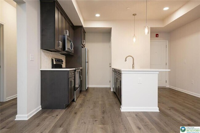 Photo - 1210 Eaton Ave Unit 206