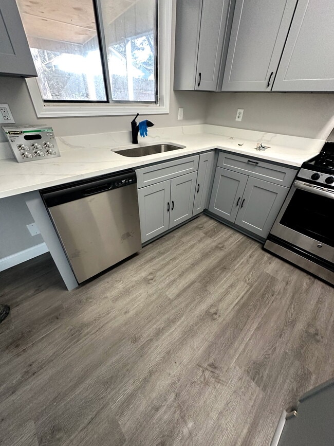 Photo - 679 Burnt Creek Dr NW