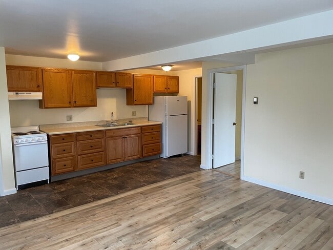 Kitchen - 54 Mill St