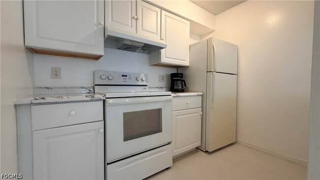 Photo - 3407 Winkler Ave Unit 309