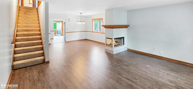 Photo - 856 Neff Rd