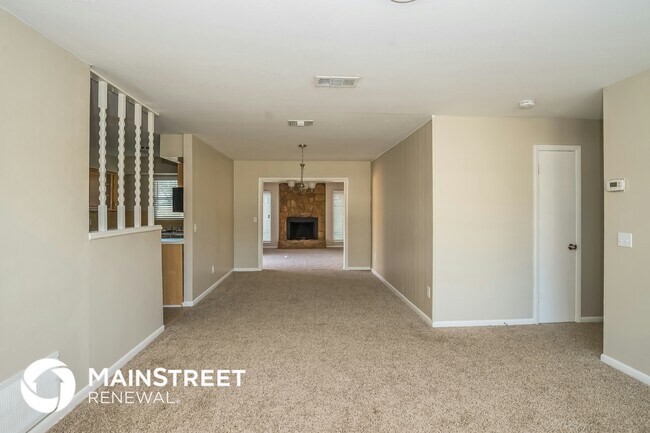 Photo - 5027 McManus Dr