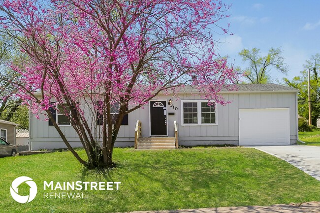 Building Photo - 9310 Lewis Ave