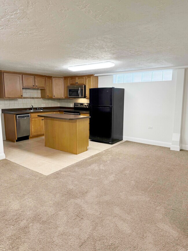 Building Photo - 5509 W 13600 N Unit # 2 Rental