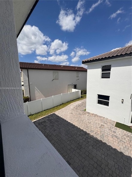 Photo - 16934 SW 92nd St Cir Unit studio