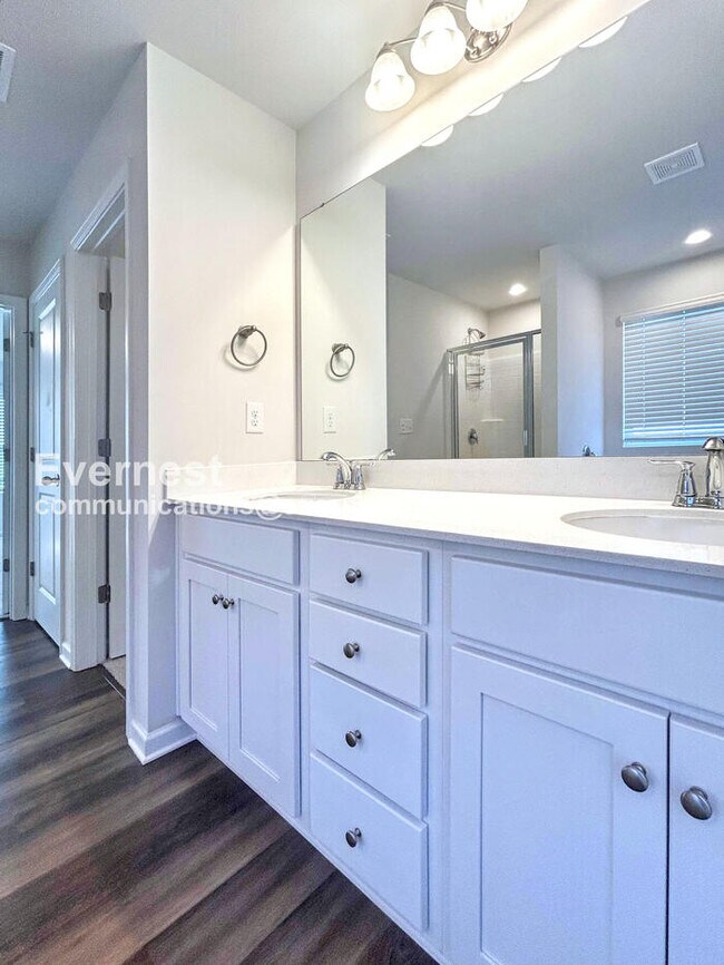 Photo - 137 S Mor Vue Loop