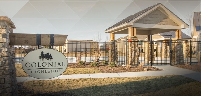 Photo - Colonial Gardens