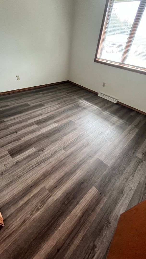 Photo - Welcome Home to this charming 2 bedroom, 1 bathroom apartment in Neenah, WI!