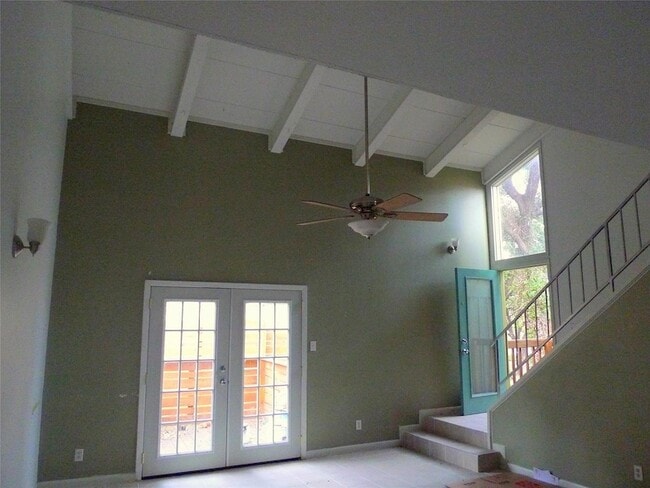 Building Photo - 3300 Clawson Rd Unit B