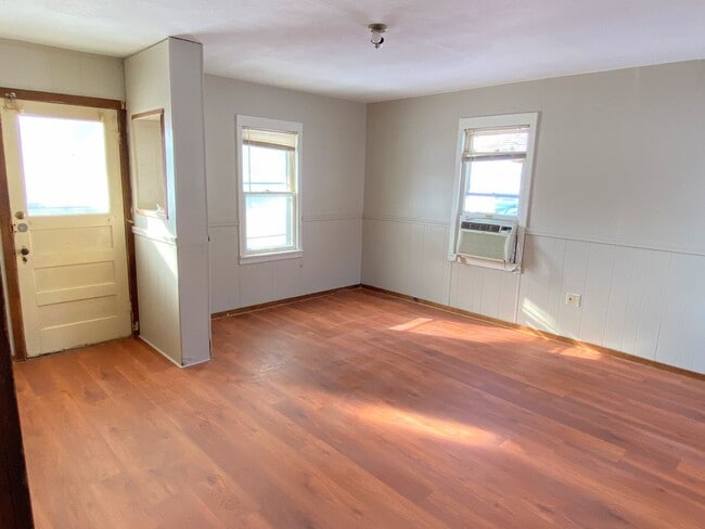 Photo - Charming 1-Bed Home with Garage