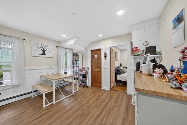 16 Svenson Ave Unidad 1