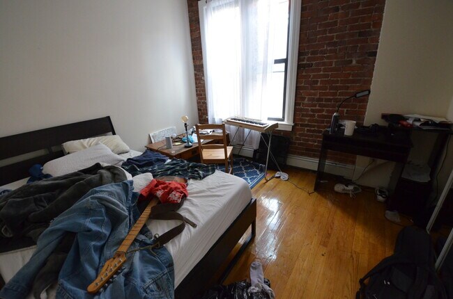 Photo - 407 Marlborough St Unit 6