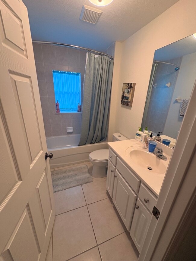 Photo - 215 West Blvd