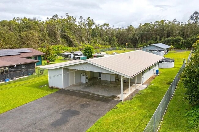 Building Photo - Remodeled 3-Bedroom Home with Garage & Fenced Yard – Easy Access to Hilo