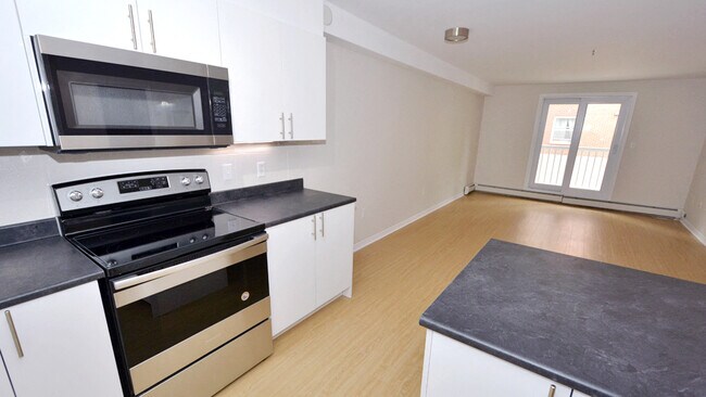 Photo - 5206 Tobin Street