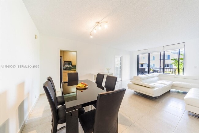 Photo - 121 Crandon Blvd Unit 248