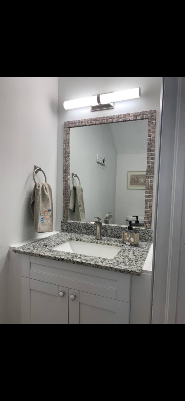 Photo - 13437 Heald Ln