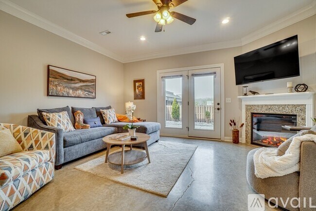 100 Francis Ct