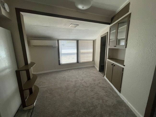 Photo - 2 Bed 1 Bath Cottage