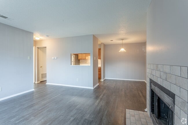 Photo - Foothills Apartments