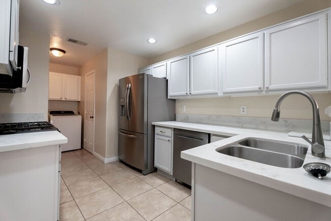 Photo - 8217 Diamond Star Ct