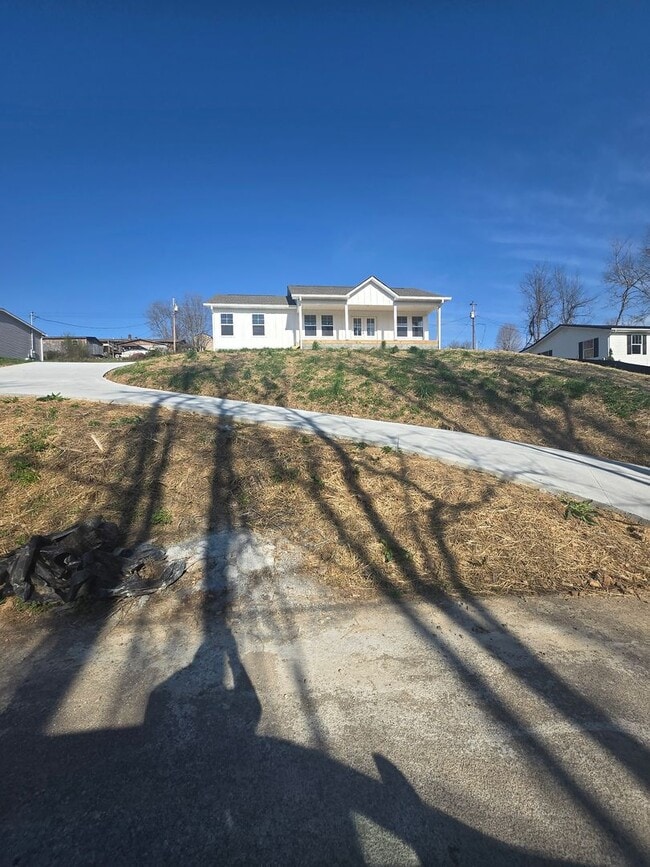 Photo - 324 Wilson Hurst St