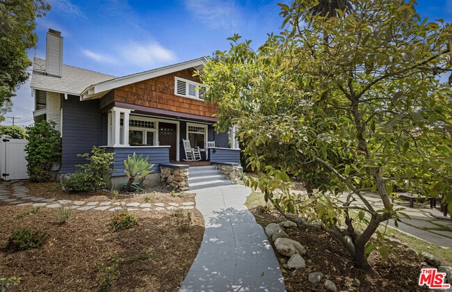 Photo - 201 S Ave 55