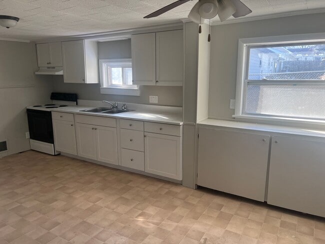 Photo - 1878 Spring Rd Unidad 1878 Spring Road  Apt A