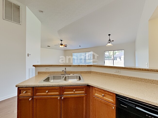 Photo - 2336 Hockett Dr