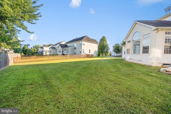38 Houser Dr