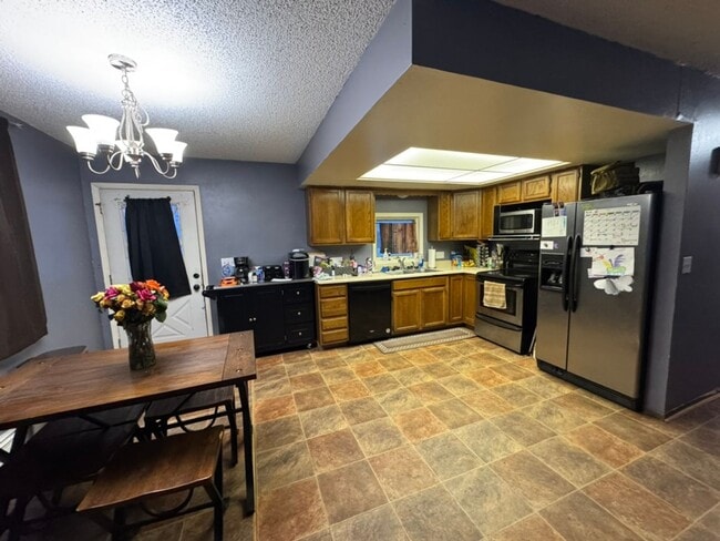 Photo - 4 Bedroom, 2 Bath, 1 Car Garage home in the middle of town.