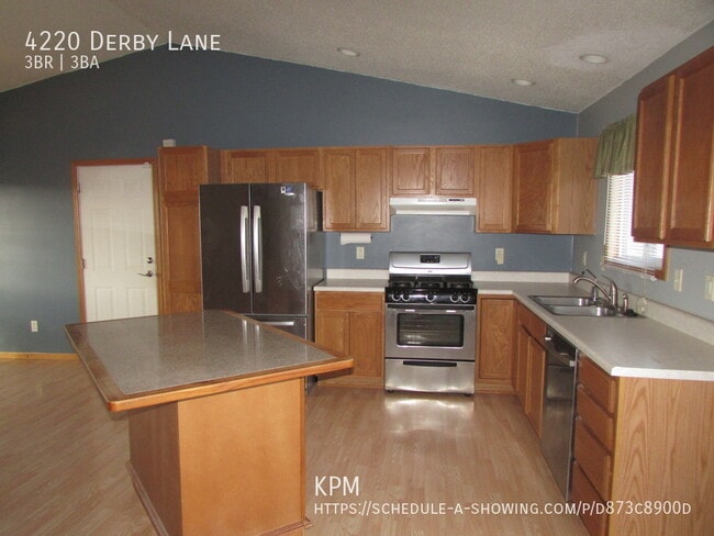 Photo - 4220 Derby Ln