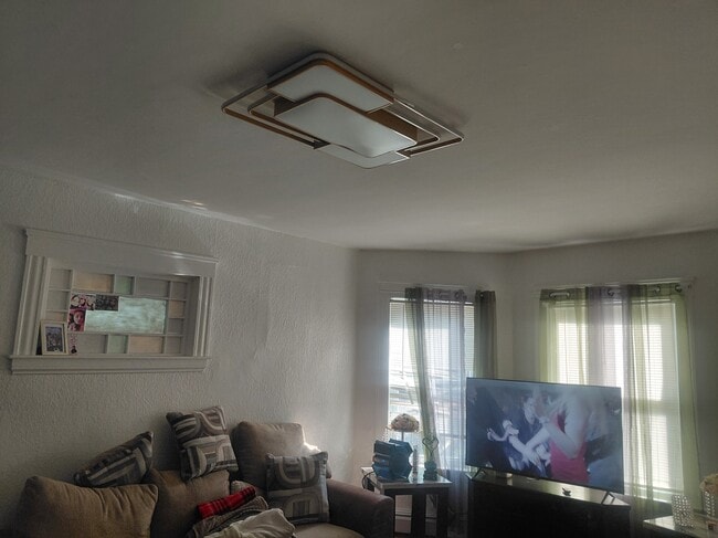 Photo - 395 9th Ave Unit 2 nd floor