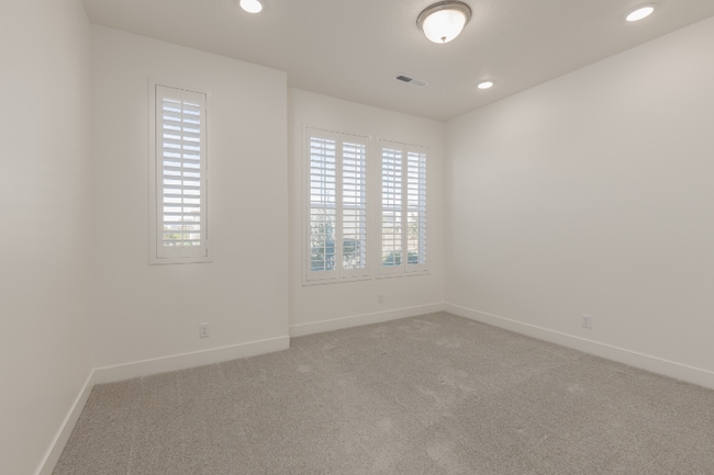 Photo - 587 W Fire Sky Dr