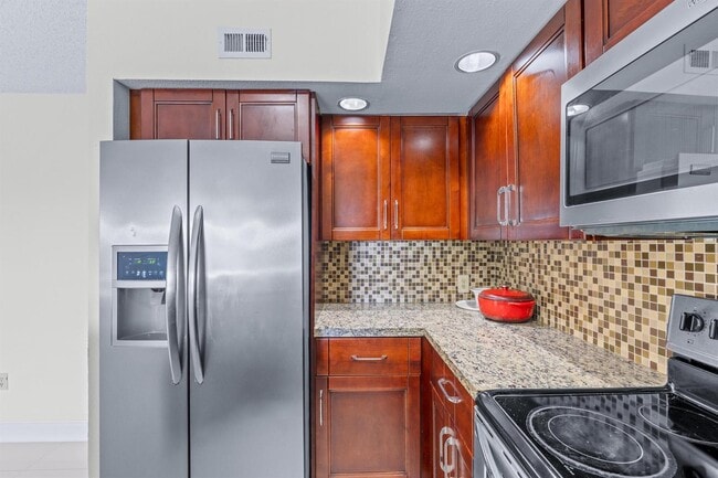 Photo - 1401 Village Blvd