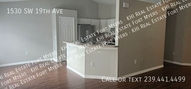 Photo - 1530 SW 19th Ave