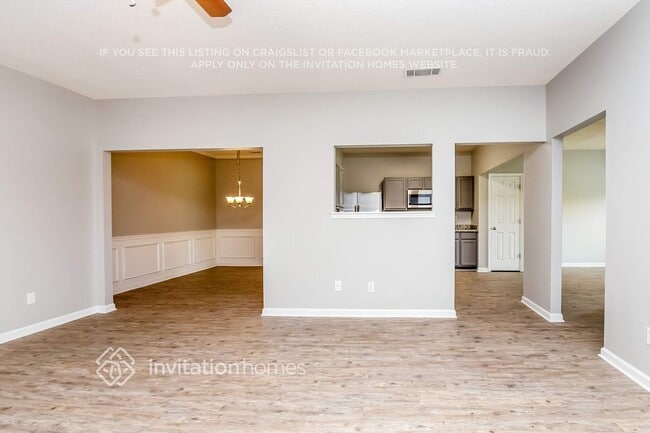 Photo - 170 Stillwood Dr