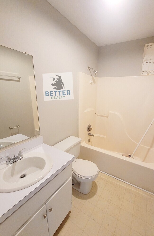 Photo - 1503 Lathrop St