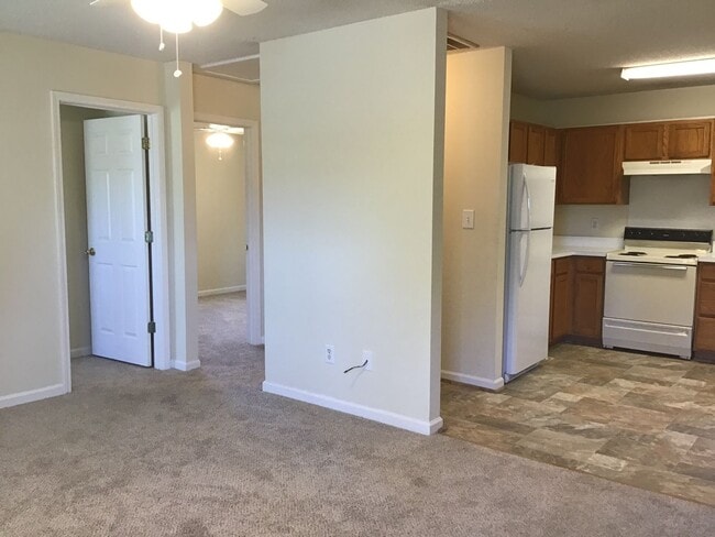 Photo - 3 Bedroom in Glenn Eagle Subdivision!