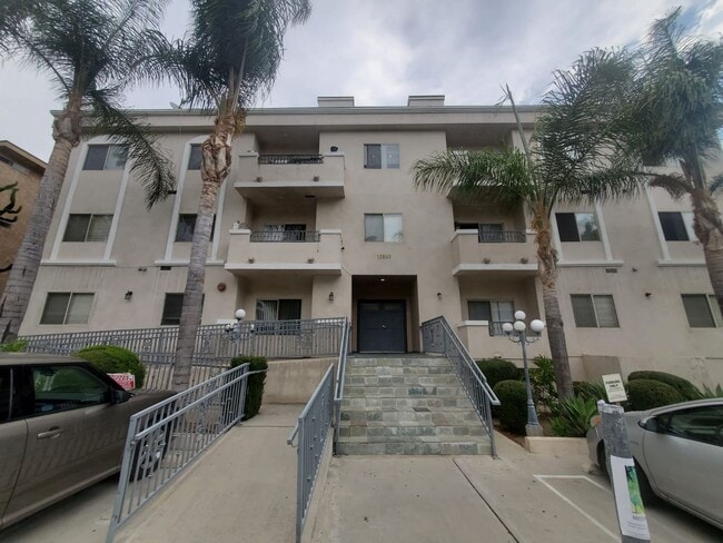 Photo - 10849 Fruitland Dr Unidad 301